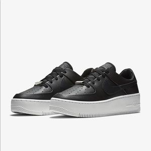 Nike Air Force 1 Sage Low